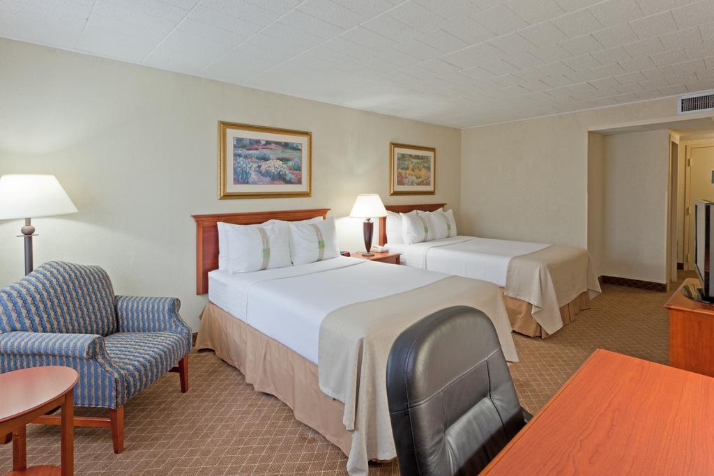Clarion Inn Frederick Event Center מראה חיצוני תמונה