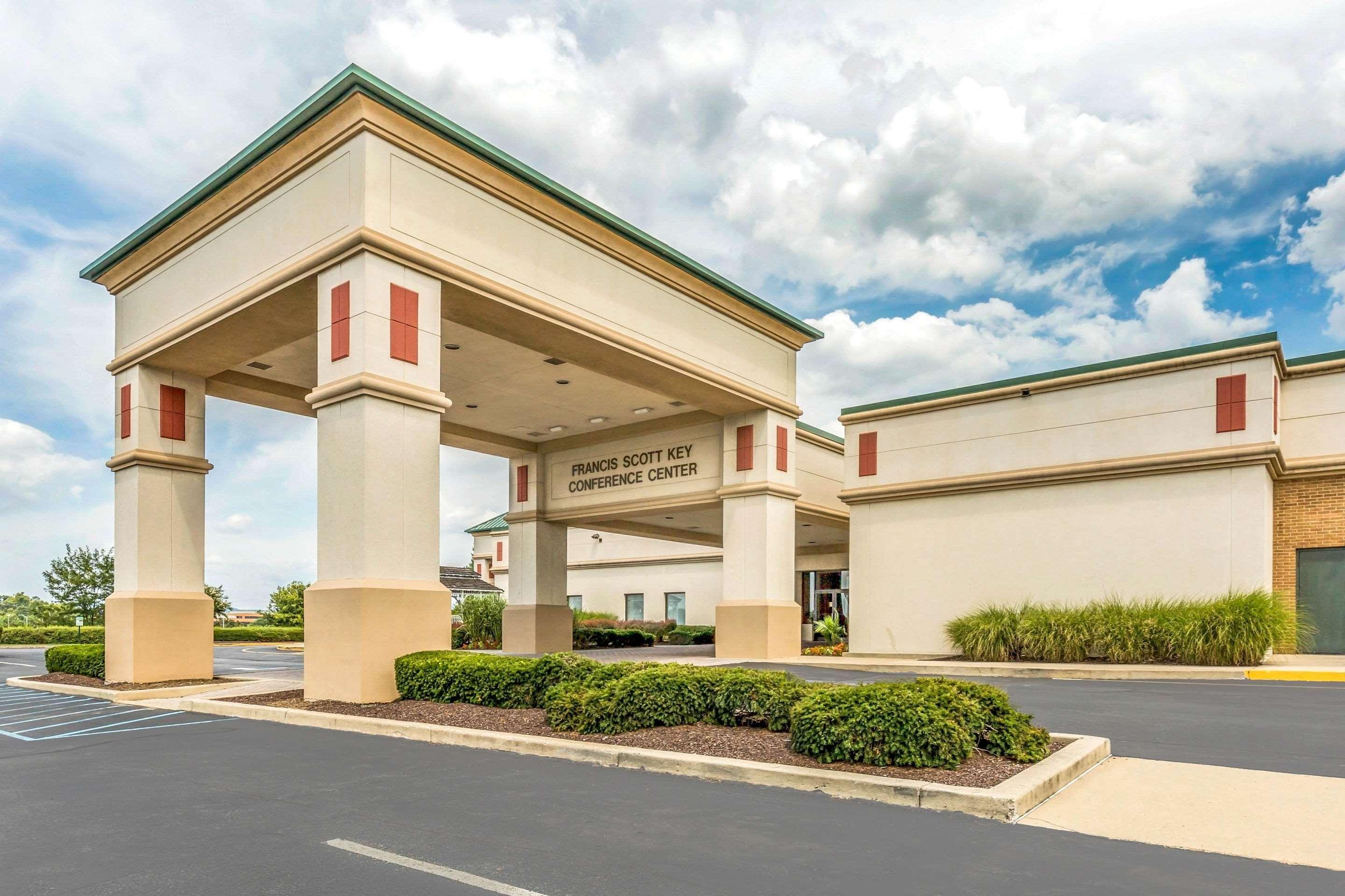 Clarion Inn Frederick Event Center מראה חיצוני תמונה